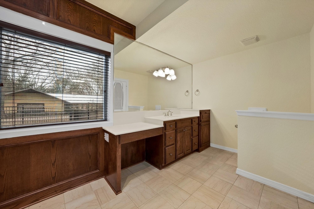 9580 Brockrim Lane - Photo 13