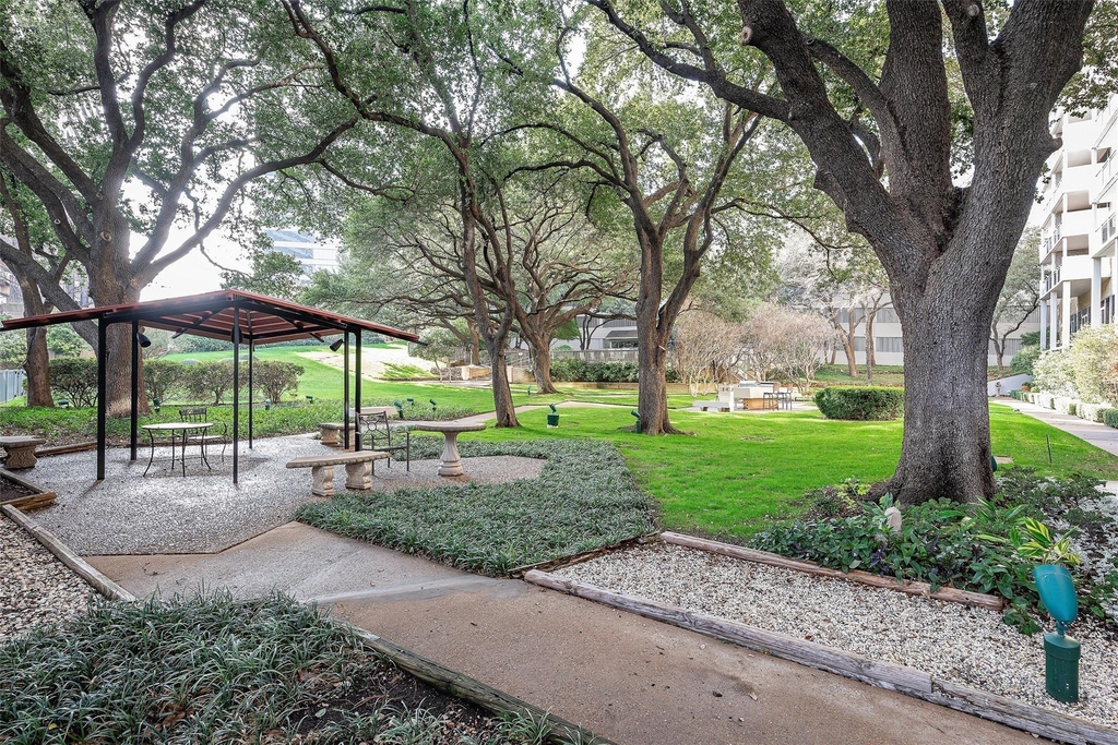 3883 Turtle Creek Boulevard - Photo 27