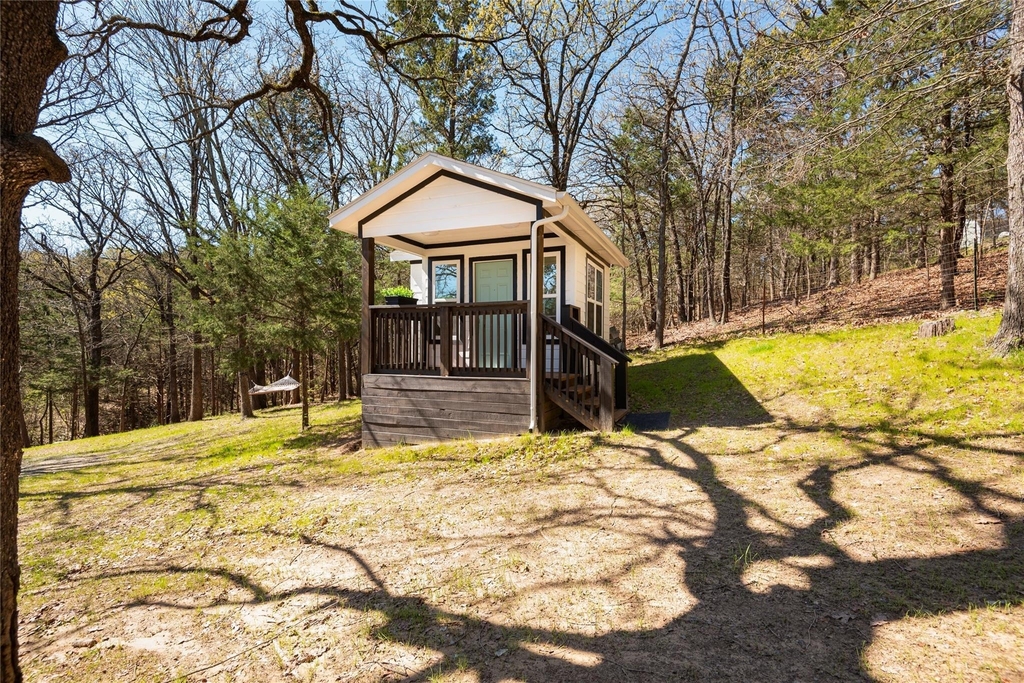 251 Queens Drive - Photo 7