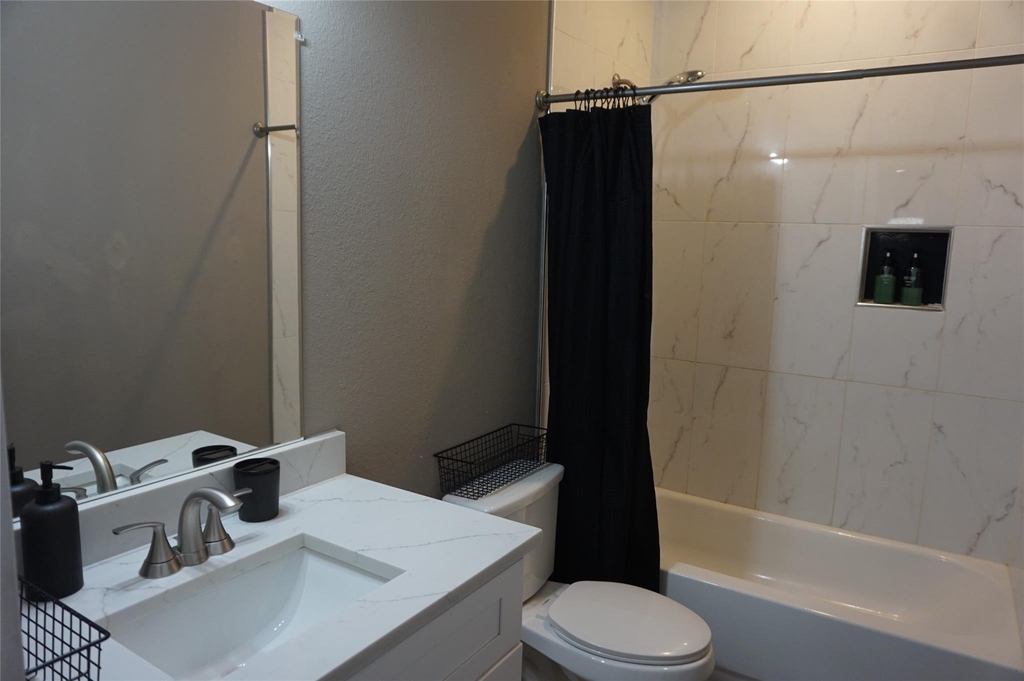 4819 Baldwin Street - Photo 10