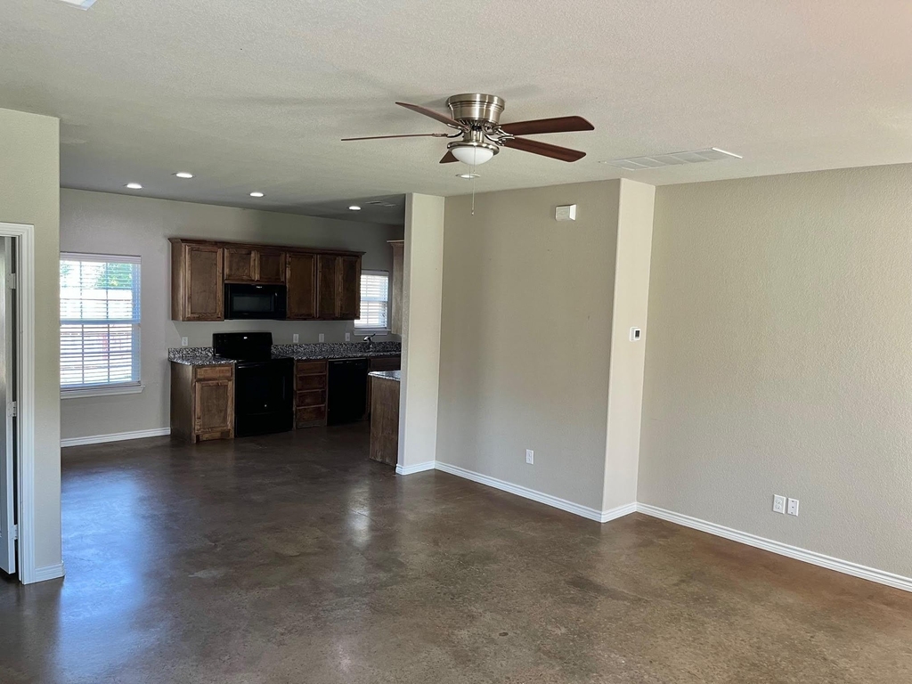 2332 County Road 314 - Photo 2