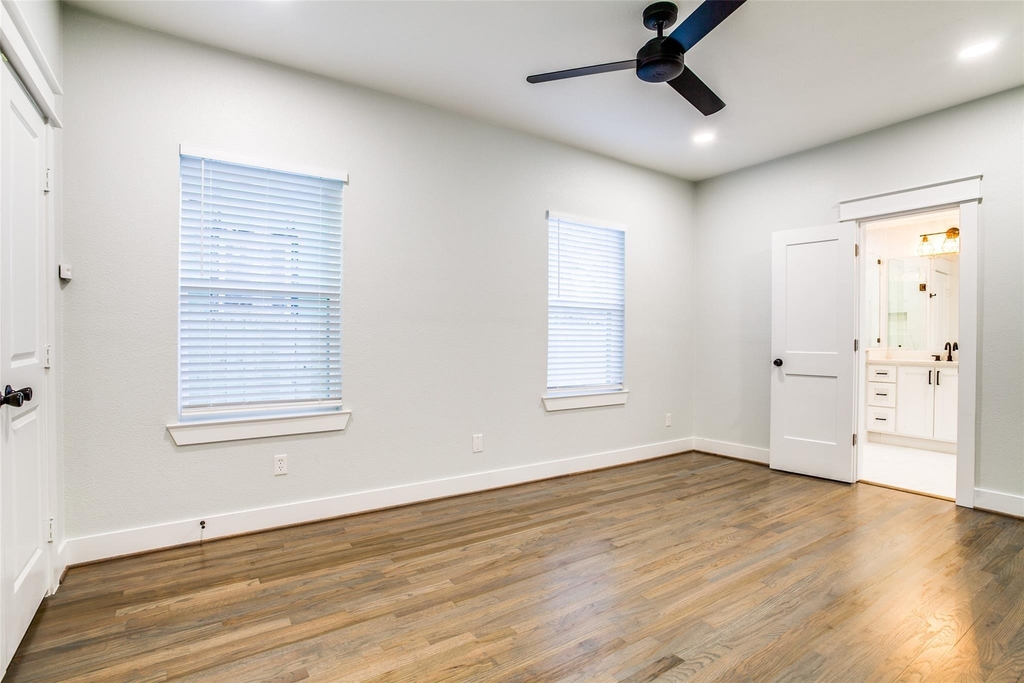 619 Pembroke Avenue - Photo 3