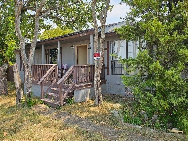 13022 N State Highway 121 - Photo 2