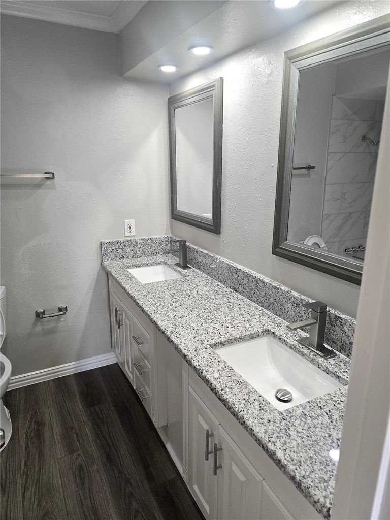 1306 Holt Avenue - Photo 9