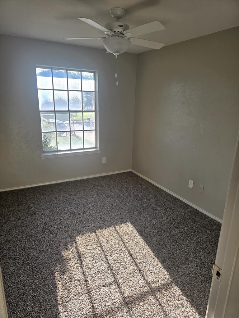 1306 Holt Avenue - Photo 6