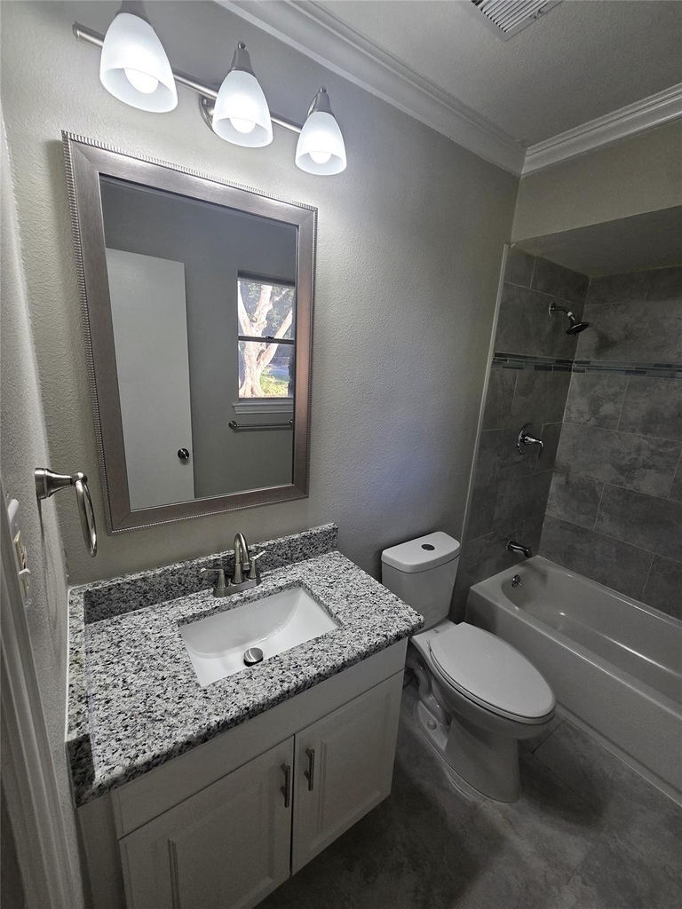 1306 Holt Avenue - Photo 3