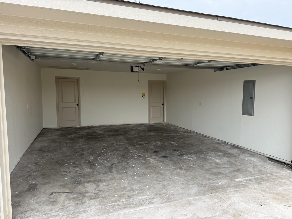 402 N Nolan River Road - Photo 14