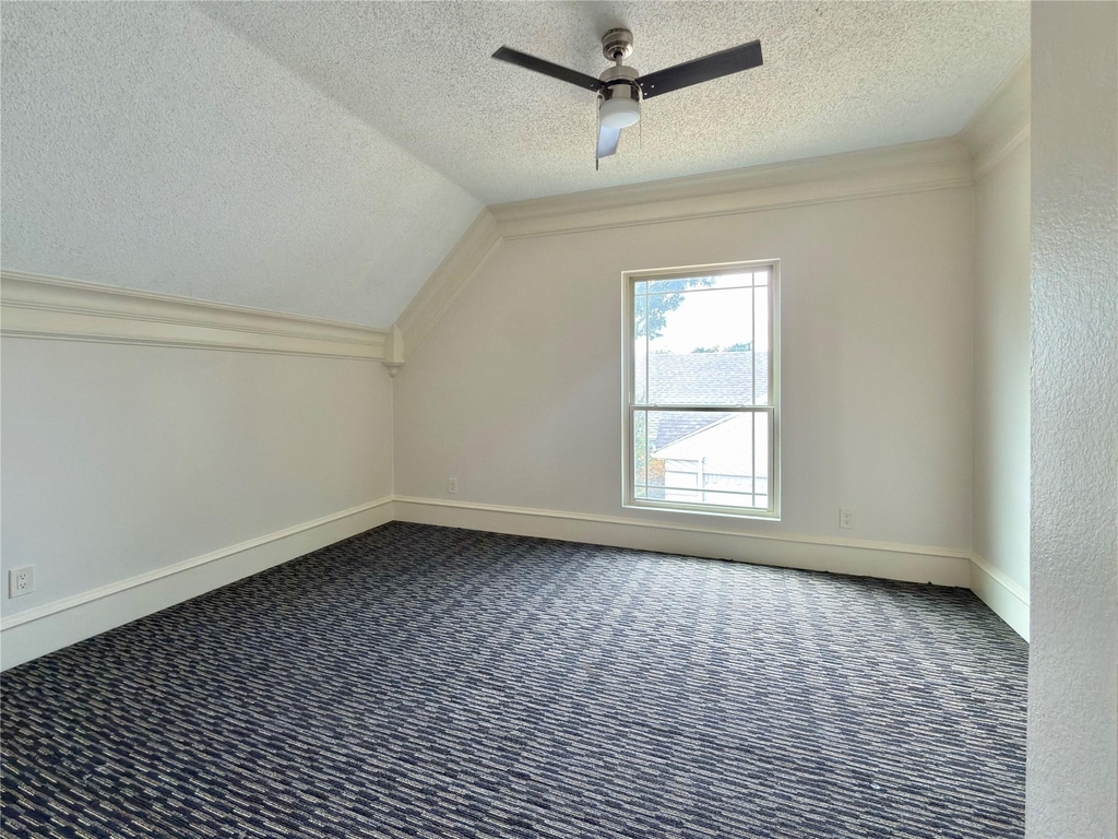418 Newberry Street - Photo 18