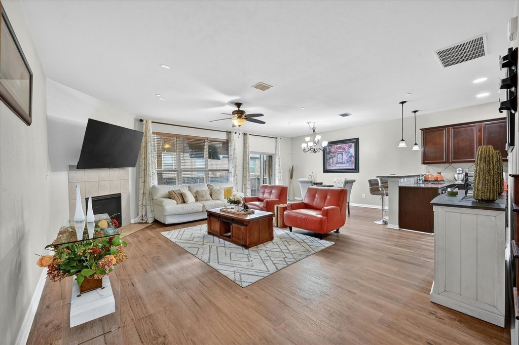 363 Teague Drive - Photo 2
