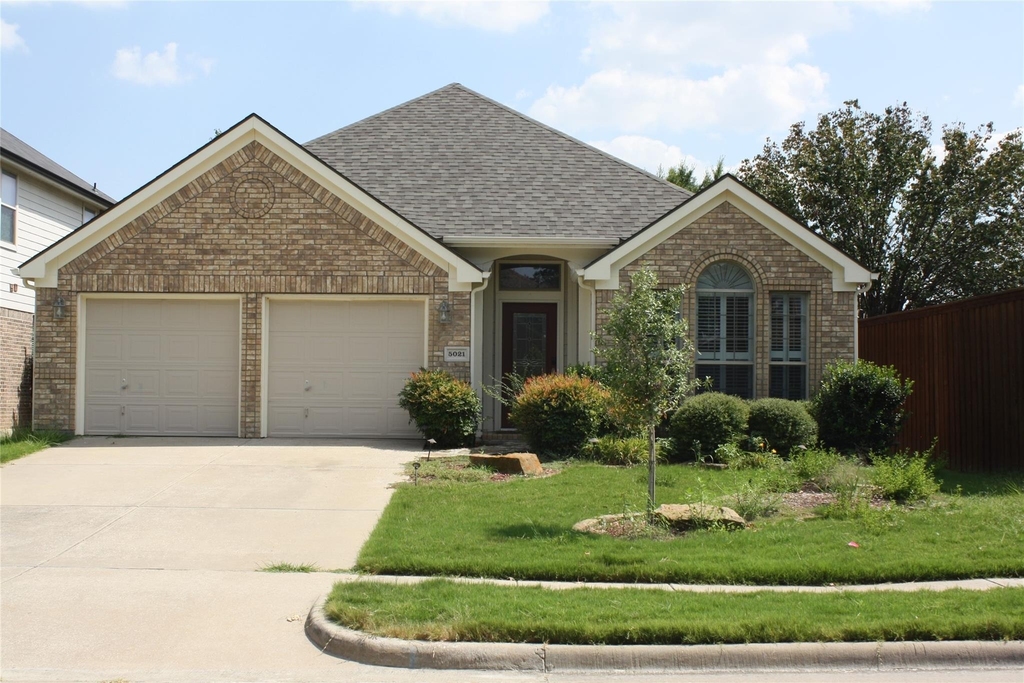 5021 Blackelm Drive - Photo 0