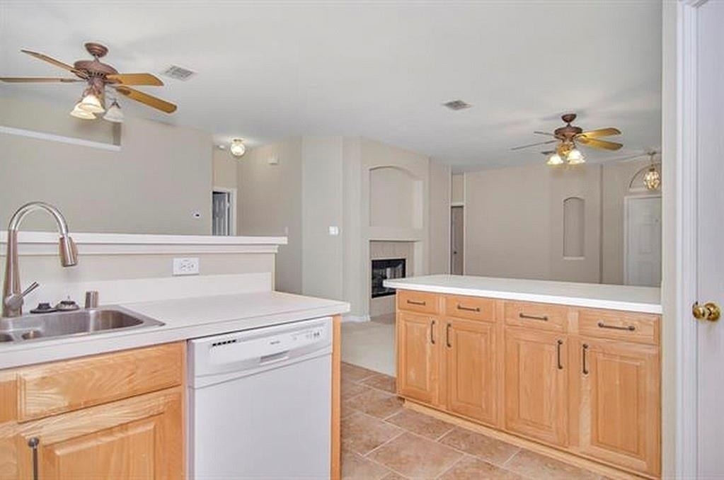 8409 Island Court - Photo 7