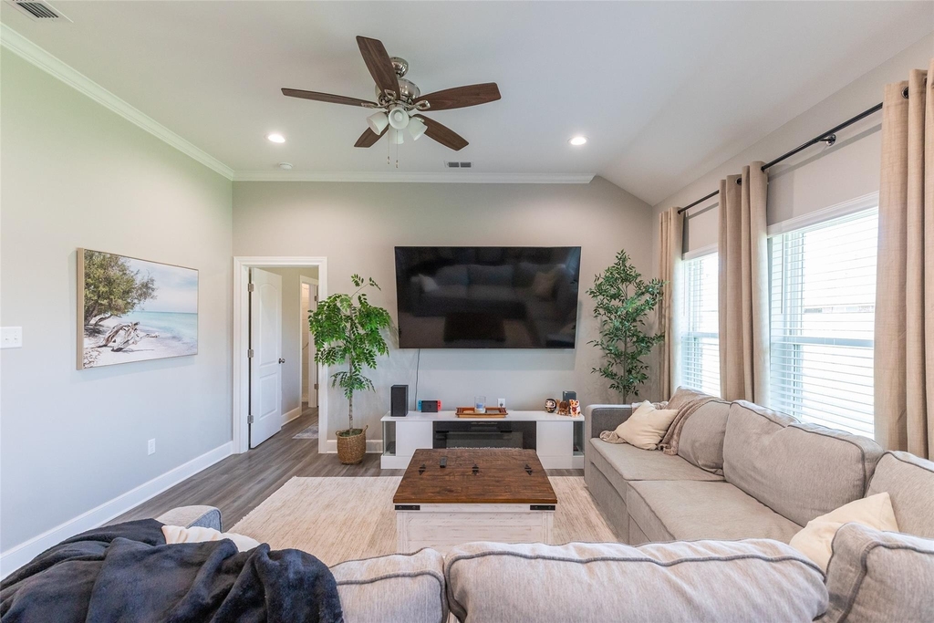328 Evening Shade Lane - Photo 1