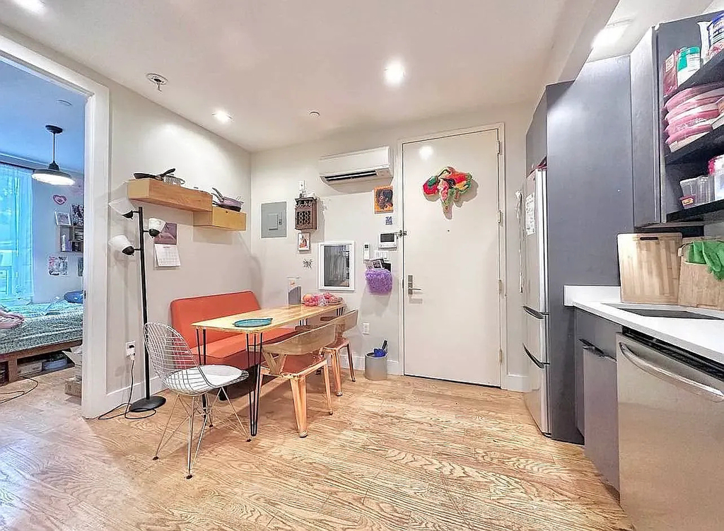 189 Johnson Avenue - Photo 4
