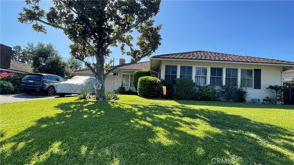 1385 Belhaven - Photo 0
