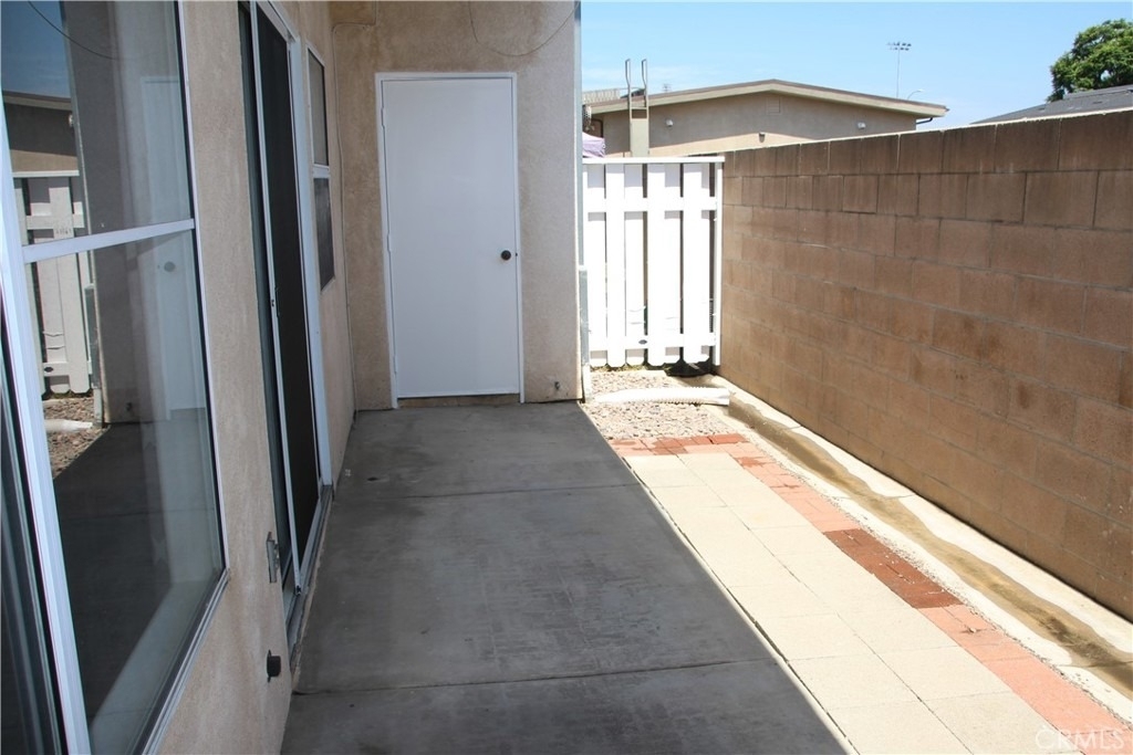 3326 W Orange - Photo 25