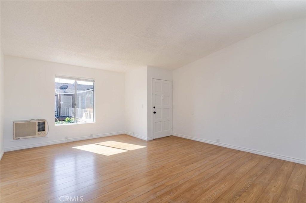 13015 Vanowen Street - Photo 2