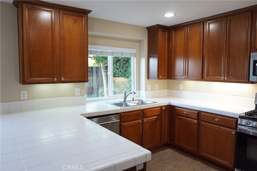 11855 Birch Grove - Photo 18