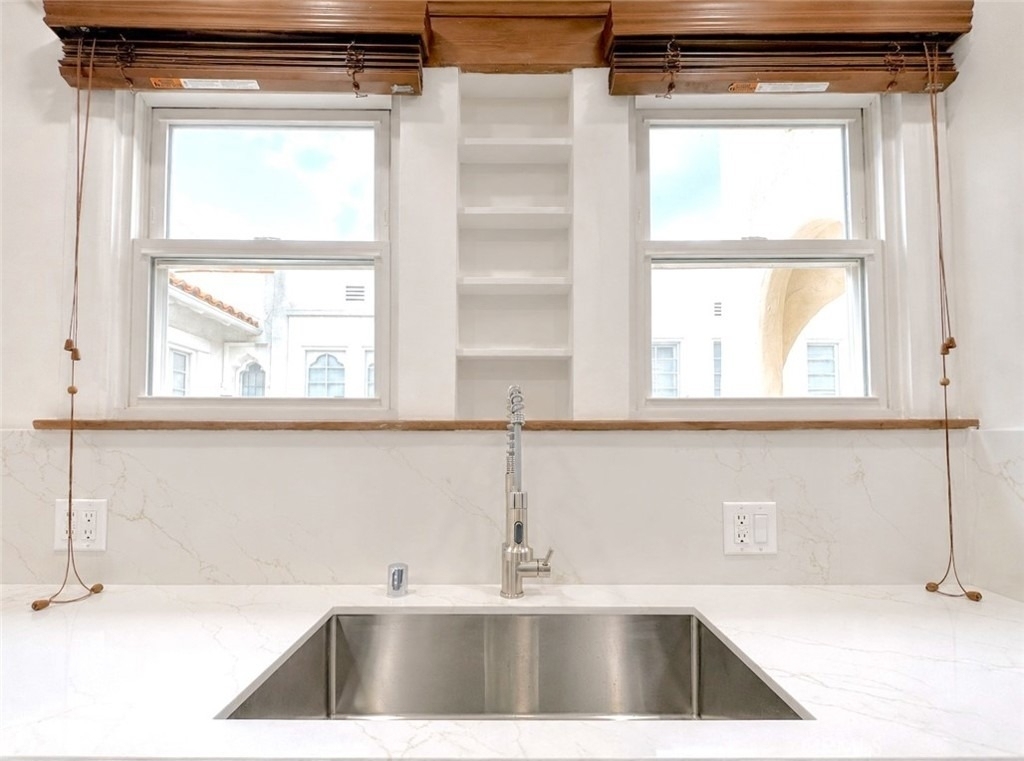 6622 W 6th - Photo 8
