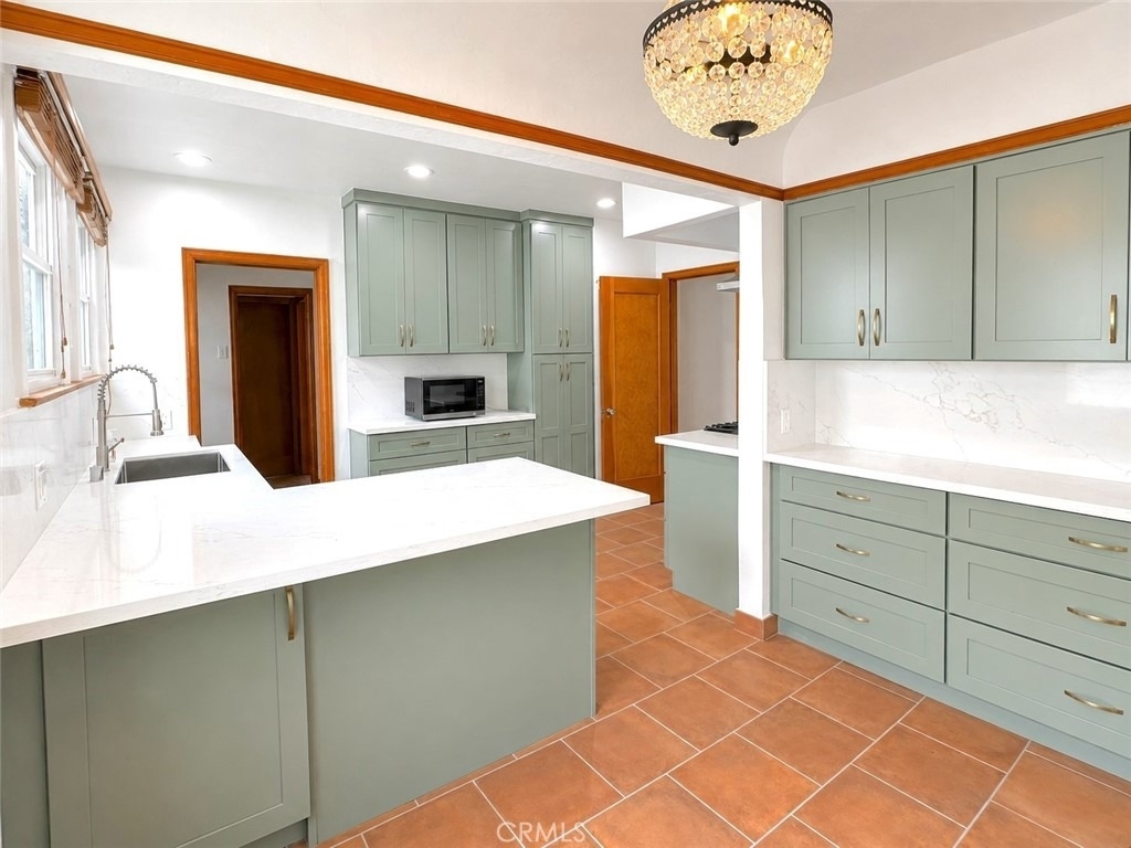 6622 W 6th - Photo 5