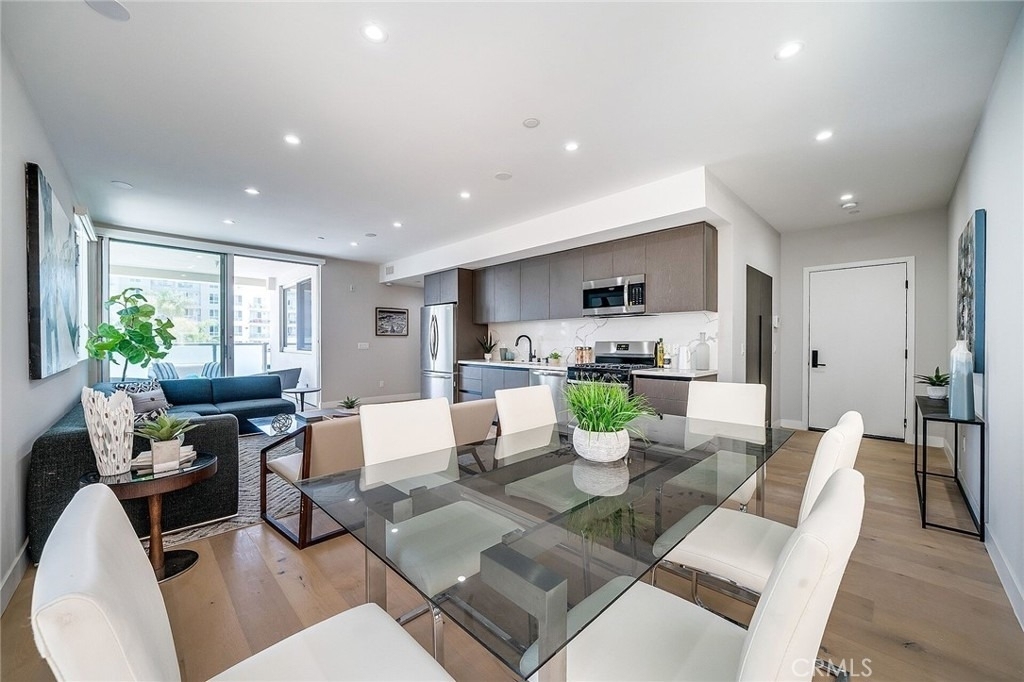 1148 N Detroit Street - Photo 4