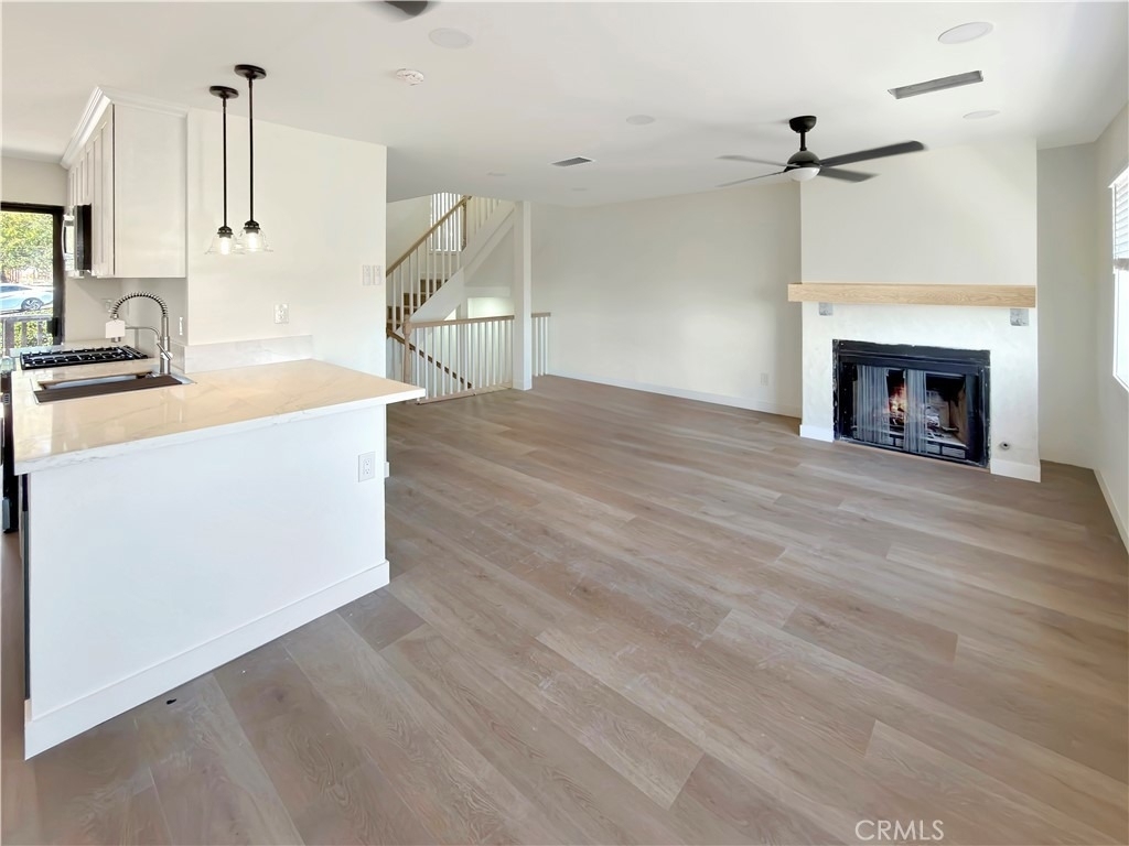 706 N Prospect - Photo 0