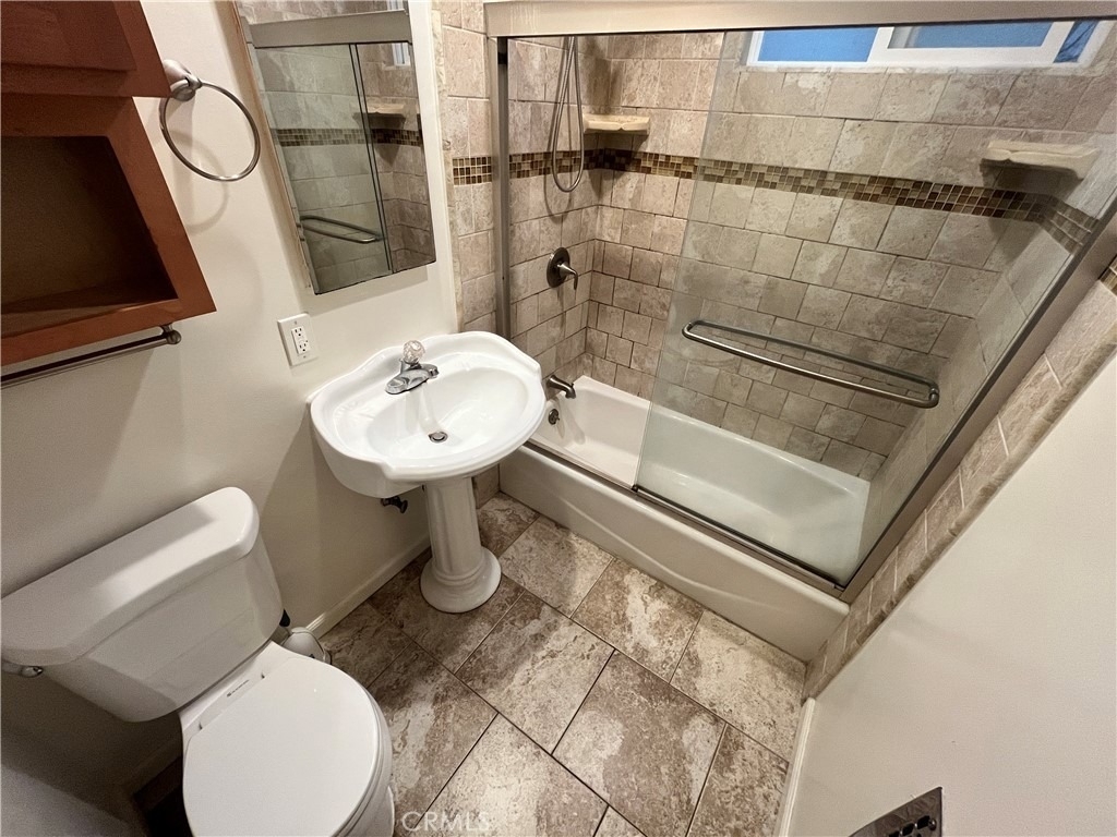 11901 W Washington - Photo 12