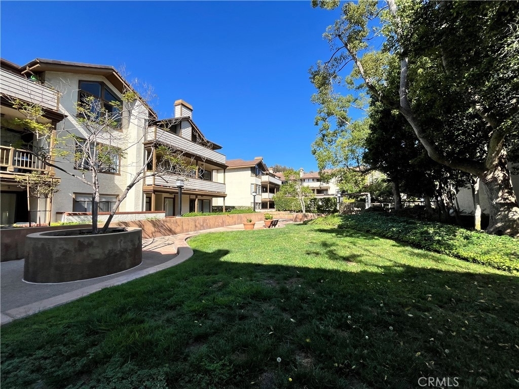 2567 Plaza Del Amo - Photo 17