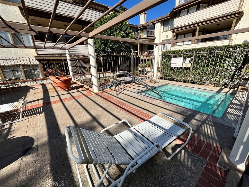 2567 Plaza Del Amo - Photo 16