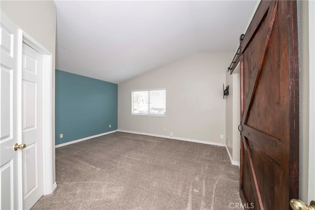 701 Barnsley - Photo 18