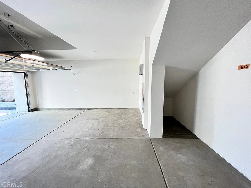1646 S Urbana - Photo 5