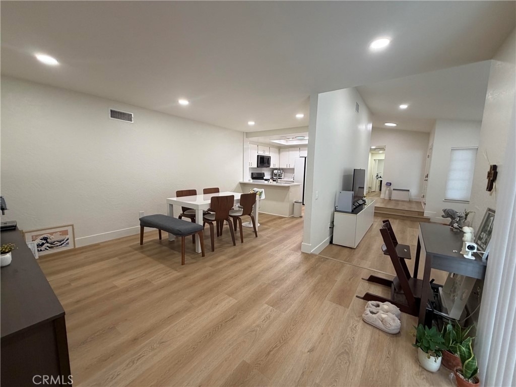 2115 Baywood - Photo 6