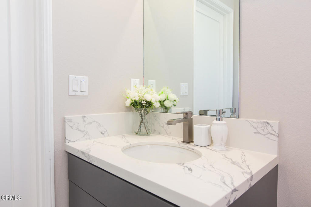 3682 Harriman Avenue - Photo 36
