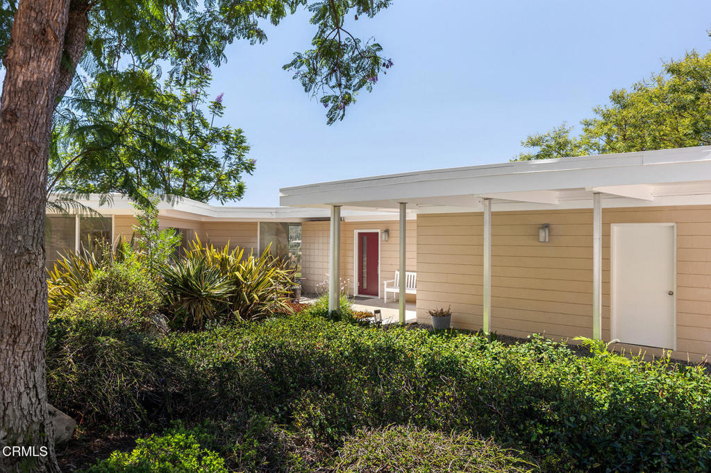 2075 Linda Flora Drive - Photo 1