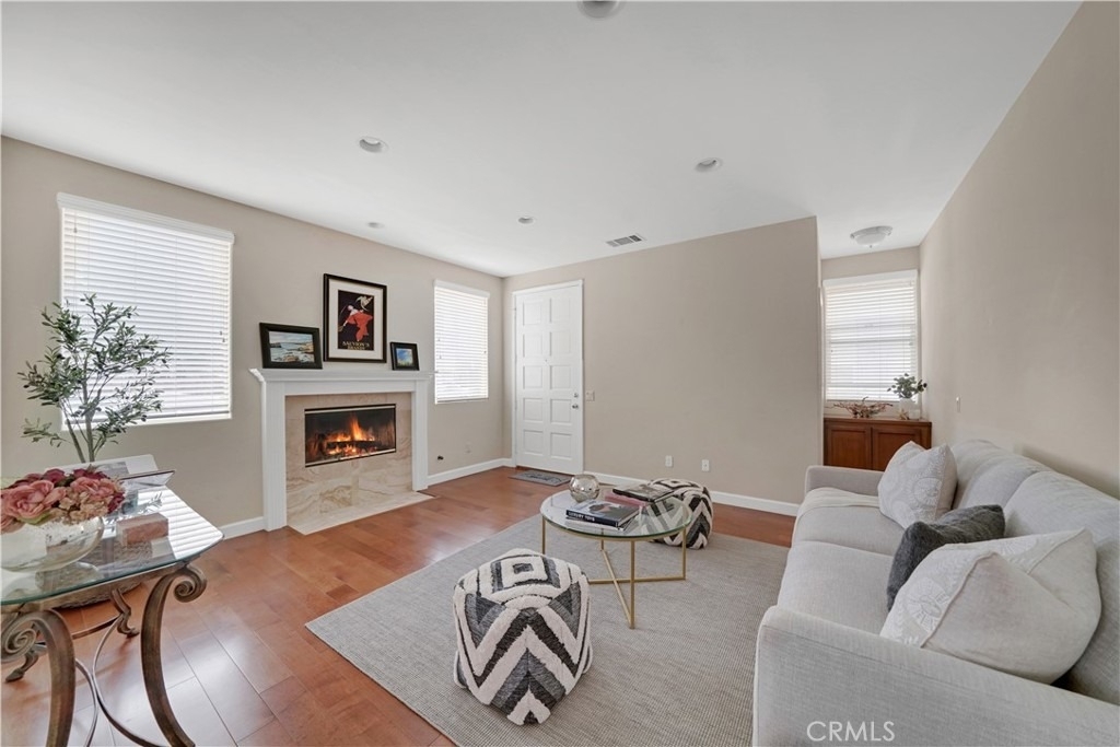 2239 Pacific Avenue - Photo 3