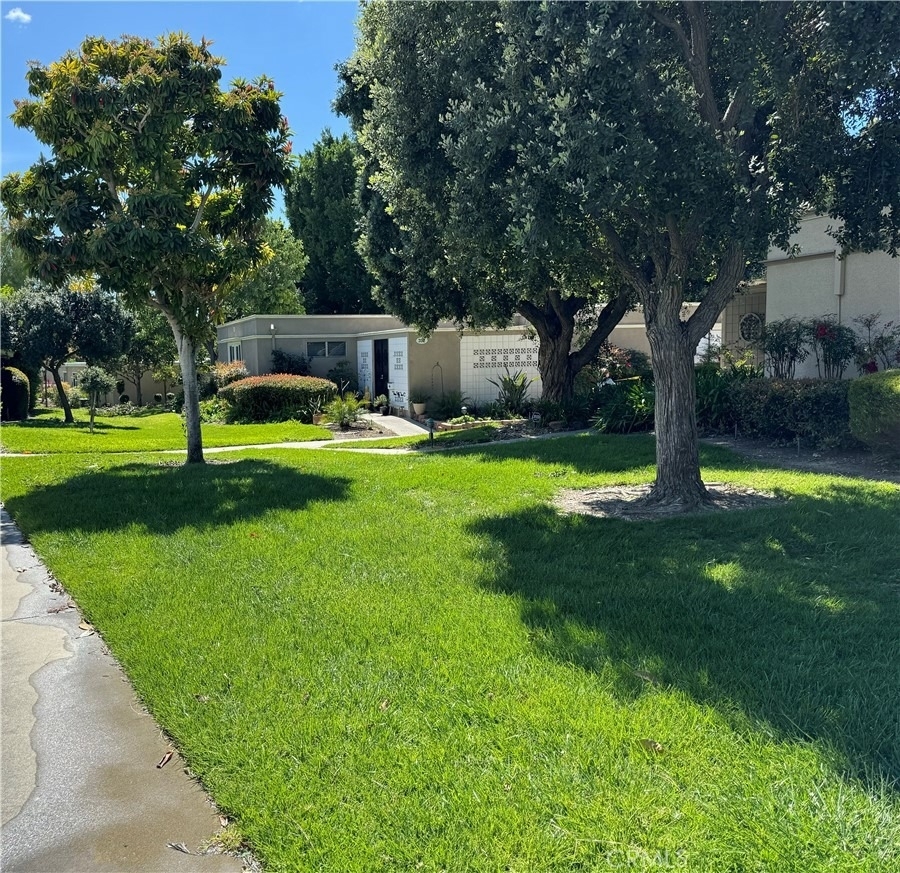352 Avenida Sevilla - Photo 16