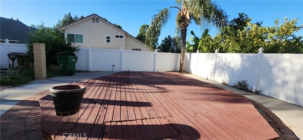 1267 Regent - Photo 6