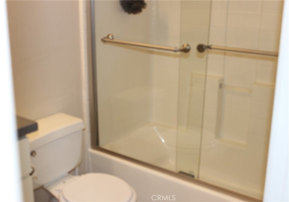 221 California Court - Photo 16