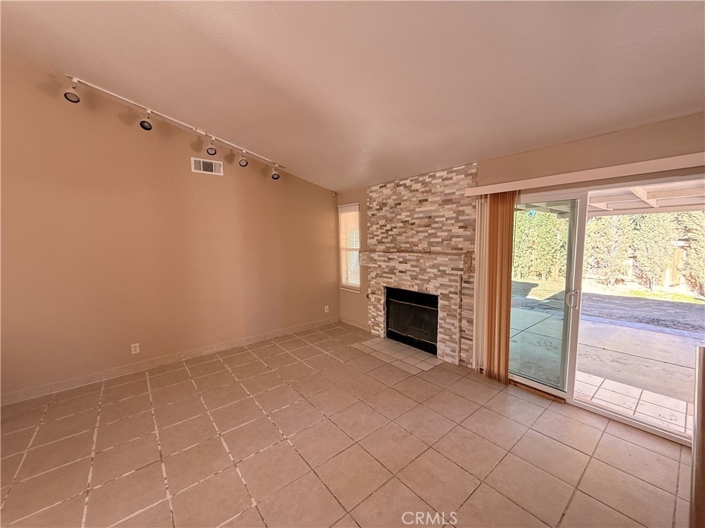10452 Zinfandel Drive - Photo 3
