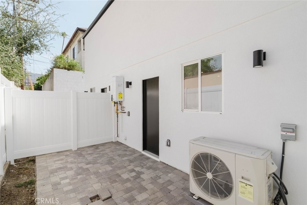 1167 Raymond Avenue - Photo 23