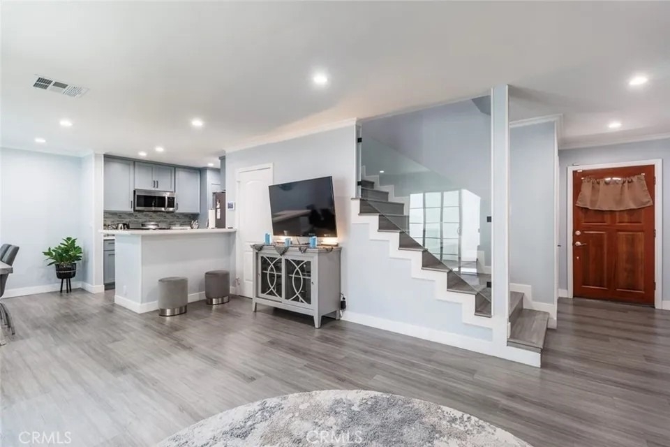 7046 De Celis - Photo 3