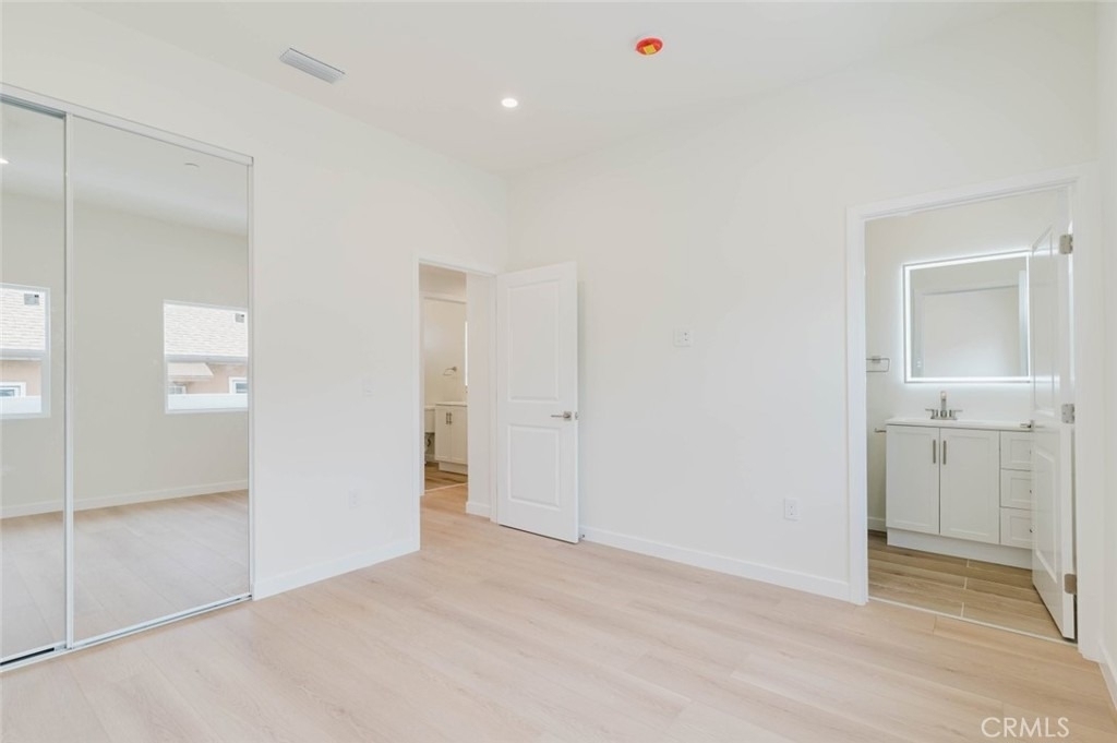 1167 Raymond Avenue - Photo 15