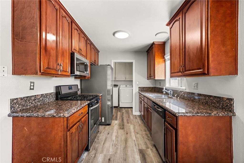 8469 Edwin - Photo 5