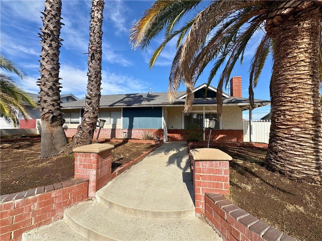 8469 Edwin - Photo 1