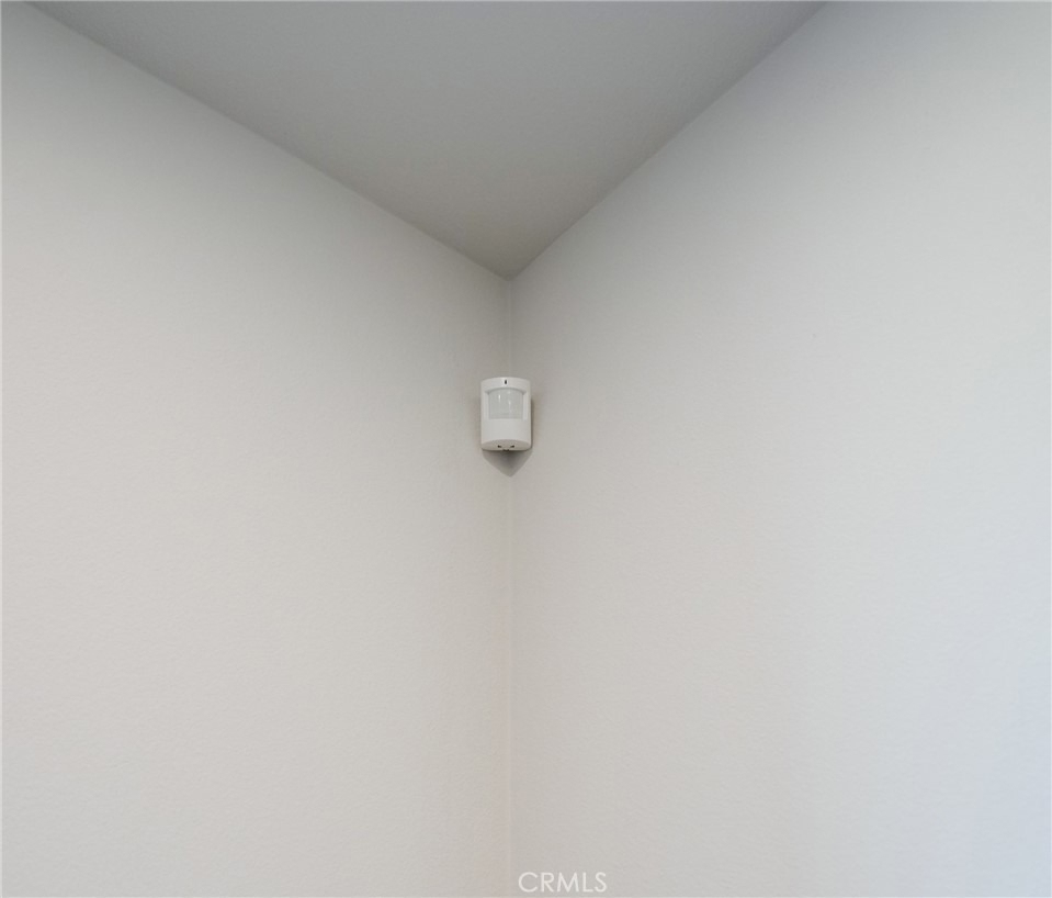 9561 Hannah Way - Photo 23