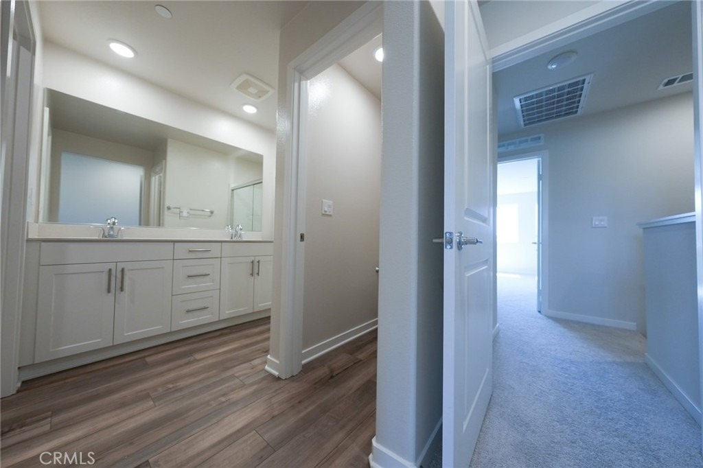 9561 Hannah Way - Photo 10