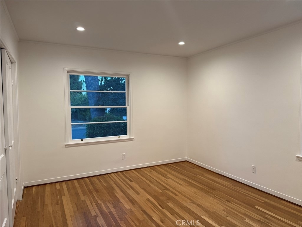 1765 Sharon Place - Photo 5
