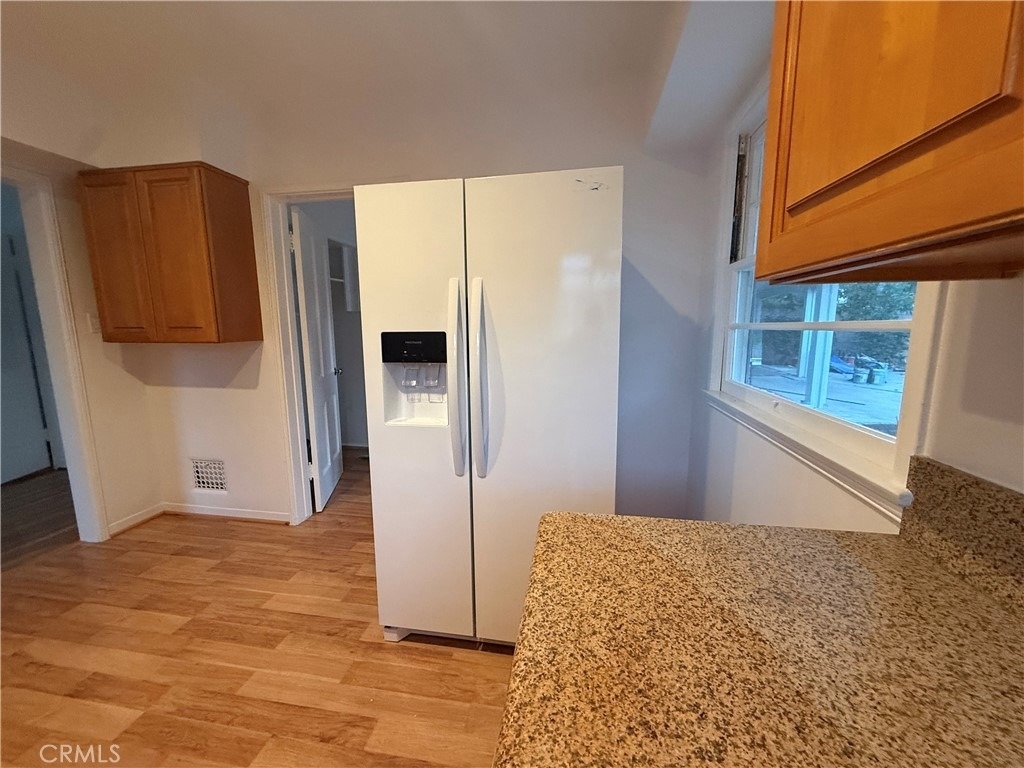 1765 Sharon Place - Photo 4