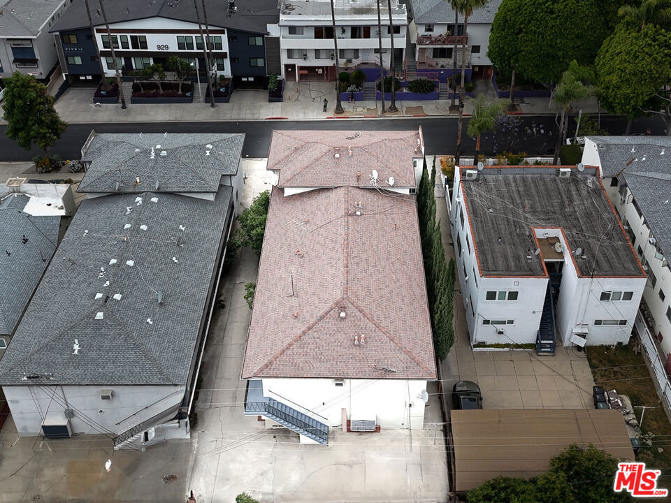 936 N Curson Avenue - Photo 17