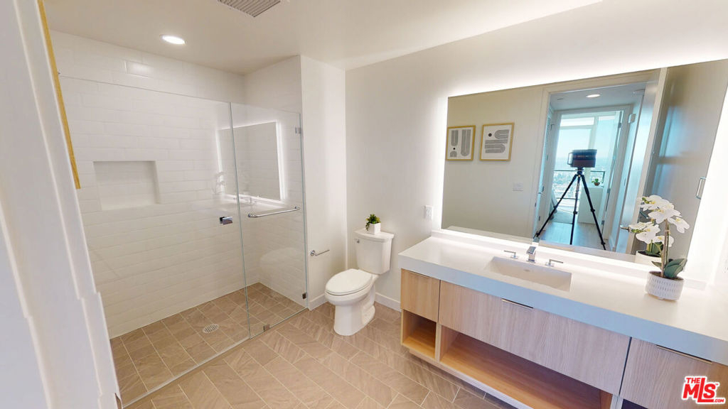 11750 Wilshire Boulevard - Photo 7
