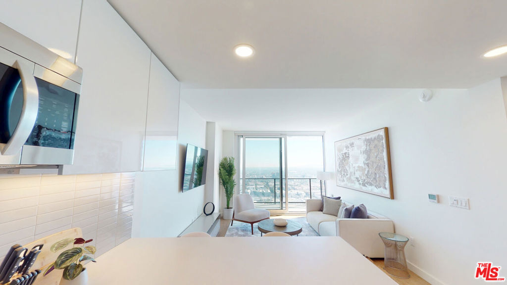 11750 Wilshire Boulevard - Photo 6